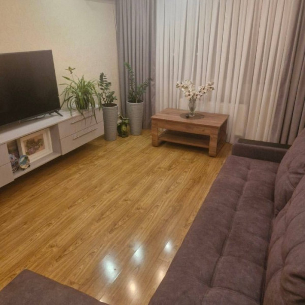 Фото Продам 3к кв. Комарова с А.О.