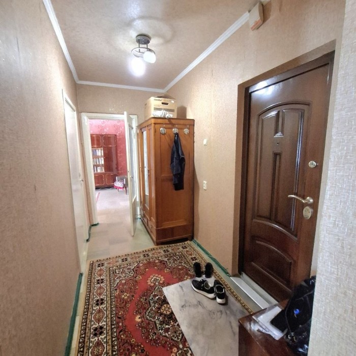 Фото Продам 2-комн. квартиру на кв. Норинского, г. Луганск.