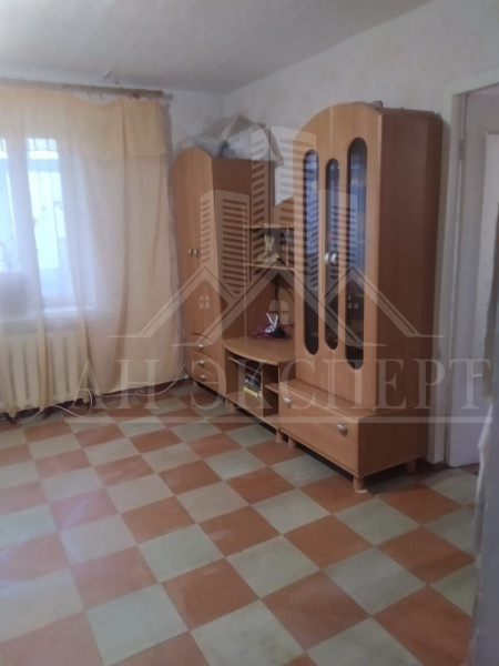 Фото СДАМ 3-Х КОМНАТНУЮ КВАРТИРУ НА ДЛИТЕЛЬНЫЙ СРОК (Стаханов, ул. Одесская)