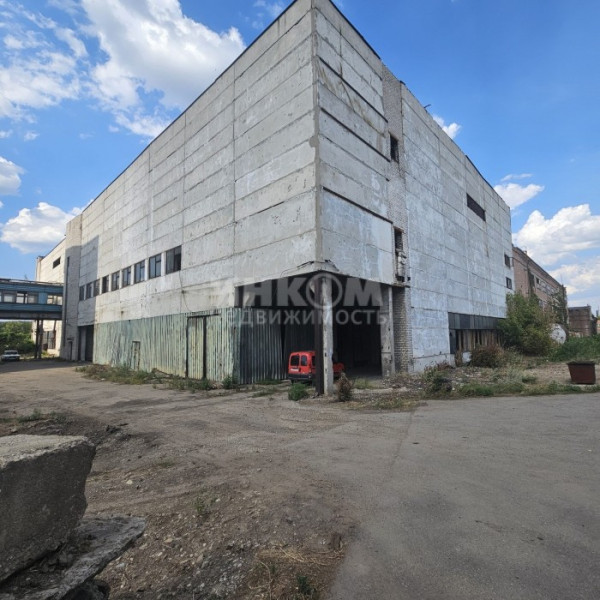 Продам произв/ складские помещения в г Луганск