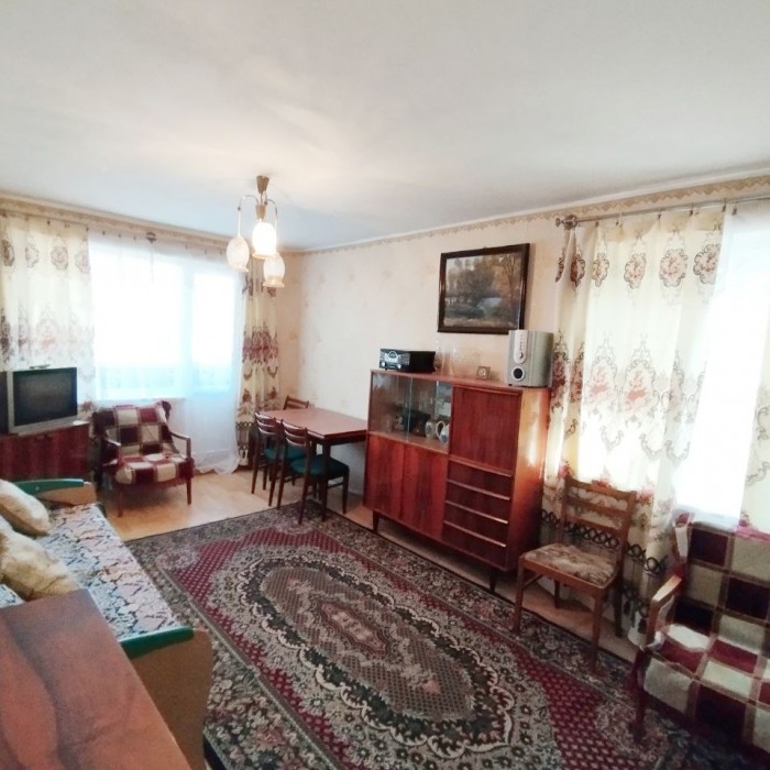 Фото Продам 3-х комнатную квартиру на кв. Волкова.