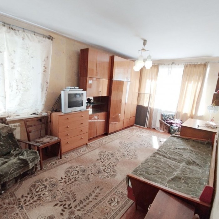 Фото Продам 3-х комнатную квартиру на кв. Волкова.