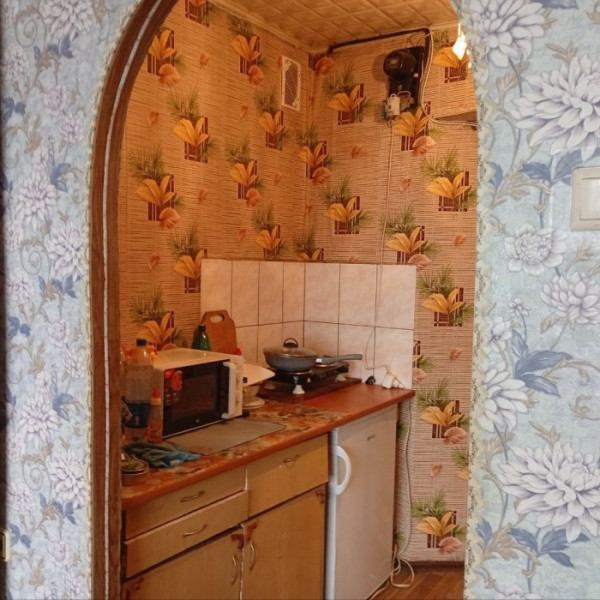 Фото Продам малосемейку на кВ. Жукова