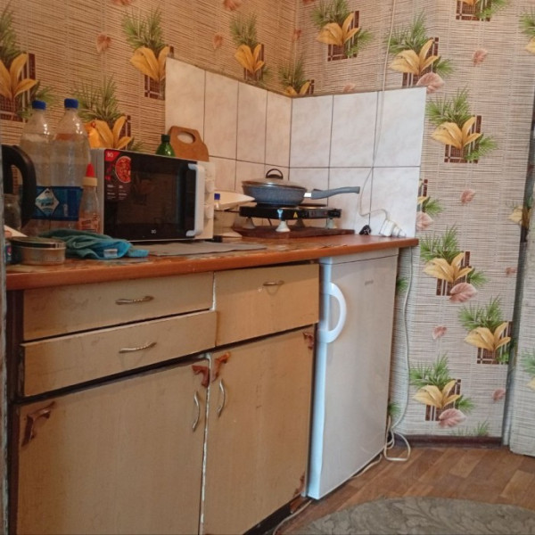 Фото Продам малосемейку на кВ. Жукова