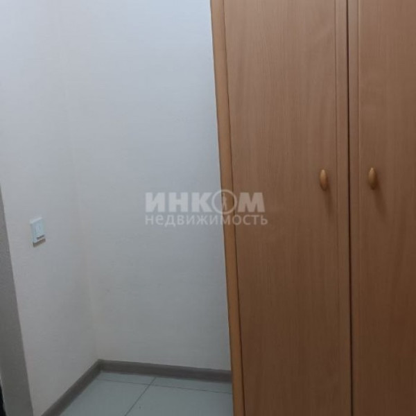Фото Продам 1-комн квартиру в г. Луганск кв. Ленинского Комсомола