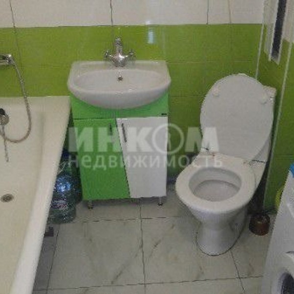 Фото Продам 1-комн квартиру в г. Луганск кв. Ленинского Комсомола