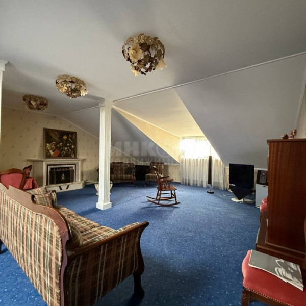 Фото Продам 3к- 200м2 ул. Советская с А.О.