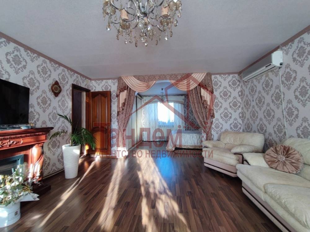 Фото Дом 284м2, 6 сот земли р-н Черного кота - Объект №280
