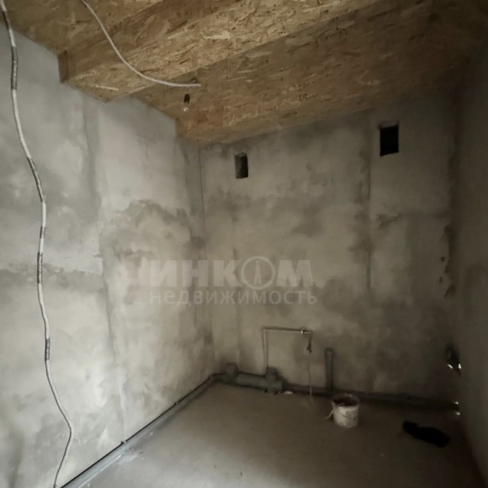 Фото Продам двухуровневую квартиру в центре, Площадь ВОВ