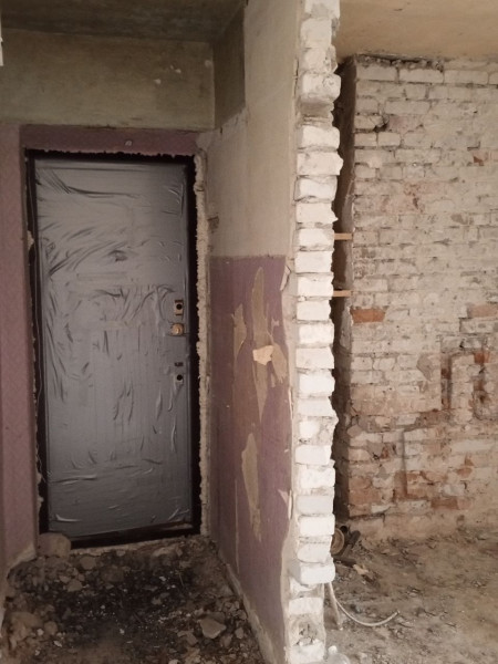 Фото ПРОДАМ: 2-х комнатную квартиру г. Ровеньки ул. Ленина дом 27/А (под ремонт)