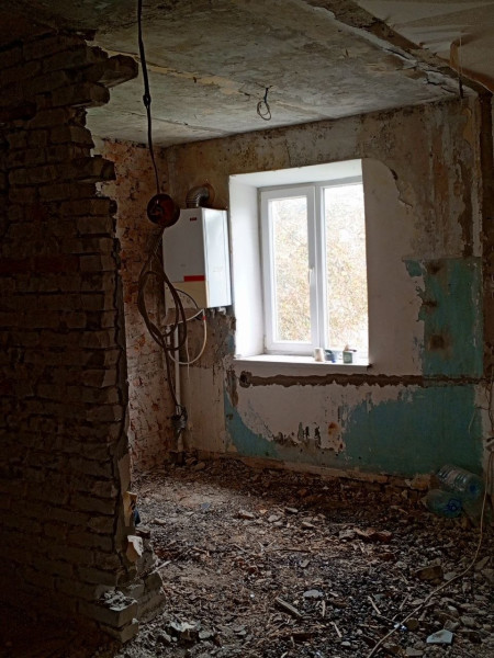 Фото ПРОДАМ: 2-х комнатную квартиру г. Ровеньки ул. Ленина дом 27/А (под ремонт)