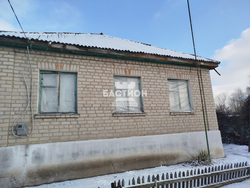 Фото Дом, Россия Муниципальный округ Станично Луганский , село Макарово улица Щорса ID:2027844