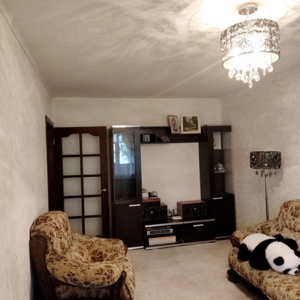 Фото Продам 2-х комнатную квартиру, г. Луганск, кв. Волкова