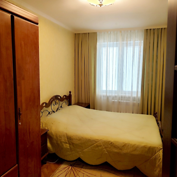 Фото Продам 2-х комнатную квартиру, г. Луганск, кв. Волкова