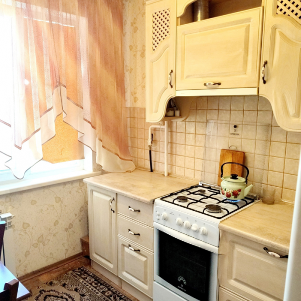 Фото Продам 2-х комнатную квартиру, г. Луганск, кв. Волкова