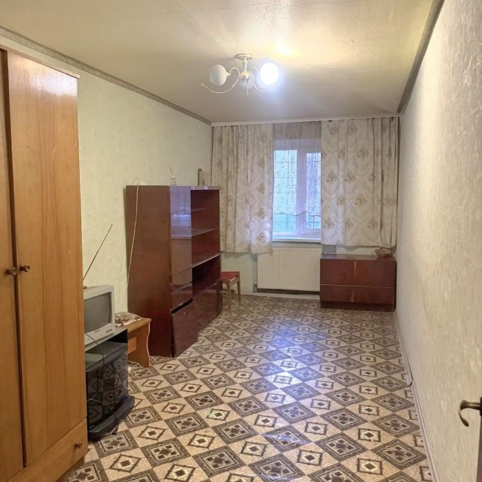 Продам 3-ком квартиру на городке Пархоменко (р-н Донбасса), г. Луганск.