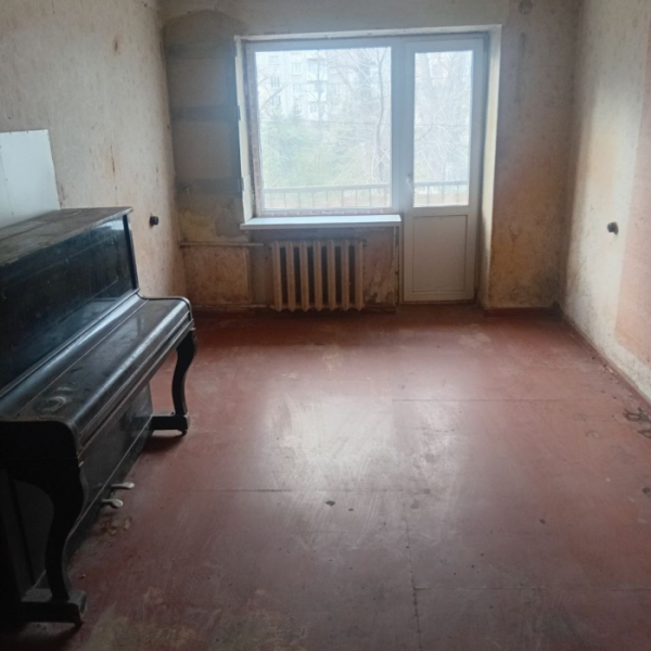 Фото Продам 2к квартиру в центре, на площади ВОВ, 2/5эт