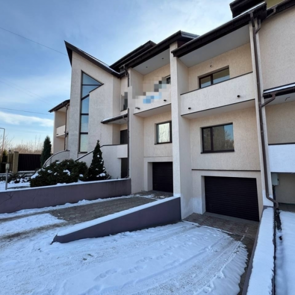 Фото Продам таунхаус в рн Оксфорда 287м2