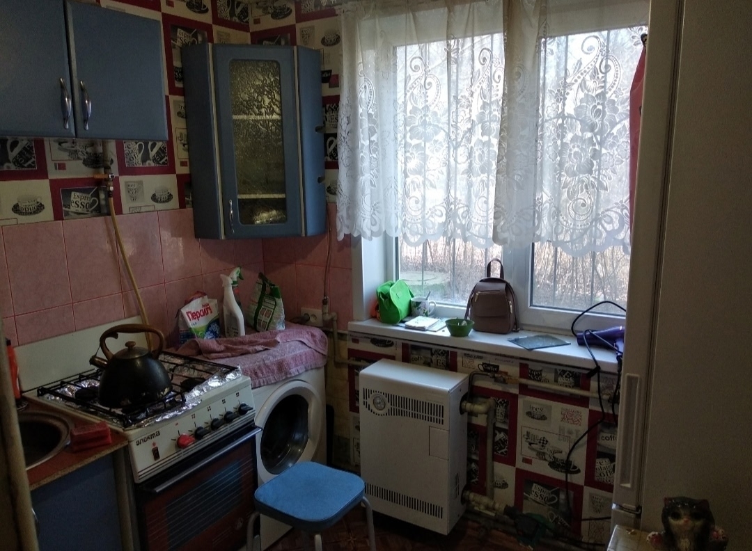 Фото СДАМ 3-Х КОМНАТНУЮ КВАРТИРУ НА ДЛИТЕЛЬНЫЙ СРОК (Стаханов, р-н Ромашка, Кадиевчанка)