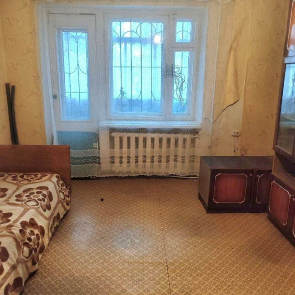 Фото Продам 1комнатную квартиру по ул. Центральная, (остановка сельхоз институт)