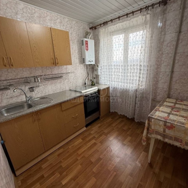 Продам 1комн квартиру в г Луганск кв Щербакова