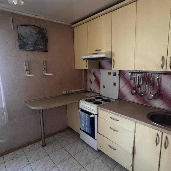 Фото Продам 2-х комн квартиру в Центре г Луганск ул Московская