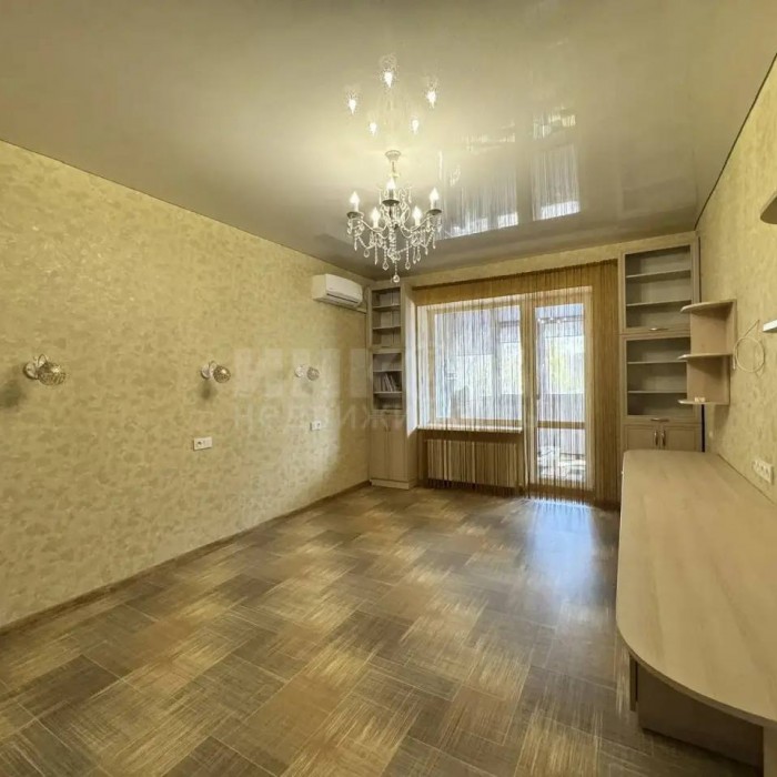 Фото Продам 3-х комн квартиру в г Луганск ул Советская