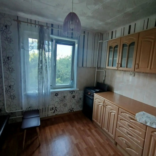 7488 Продам 1 комн. квартиру в р-не Центра занятости