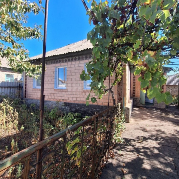 Продам дом в городе Луганск улица Печерская