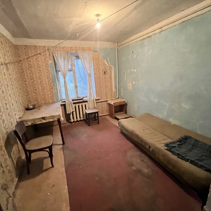 Фото Продам комнату в коммунальной квартире 8,4 кв. м. , г. Луганск, кв. Гаевого (р- н бывшего кольца)