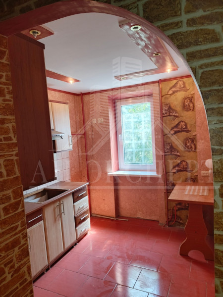 Фото Квартира г. Стаханов (ул. 70 лет Октября, дом 5)