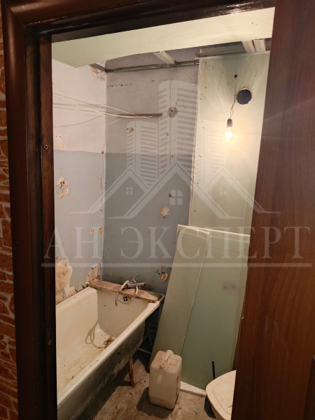 Фото Квартира г. Стаханов (ул. 70 лет Октября, дом 5)