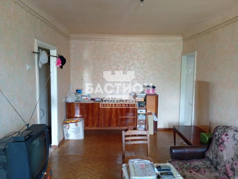 Фото Продаётся трёхкомнатная квартира, 55,9 м²