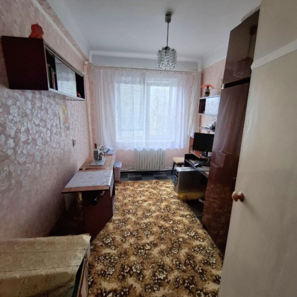 Фото Продам 3-х комн квартиру на кв. Гагарина