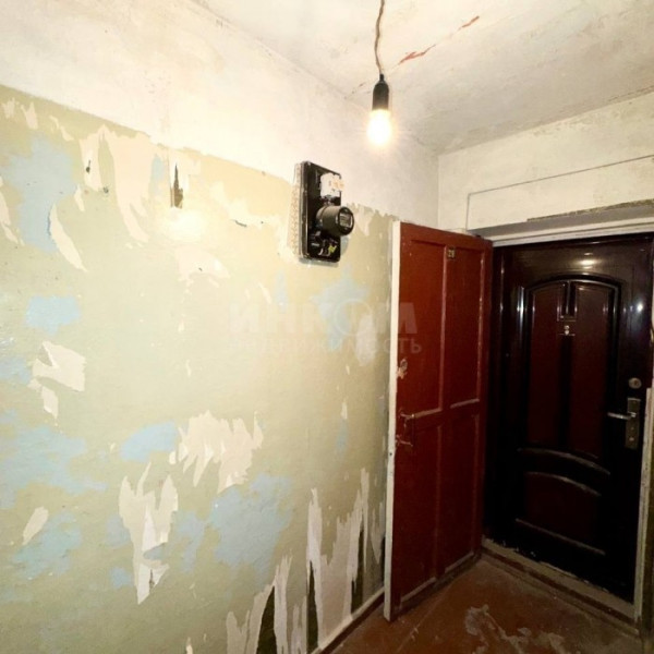 Фото Продам 2-х комн квартиру в Центре г Луганск ТЦ "Аврора"