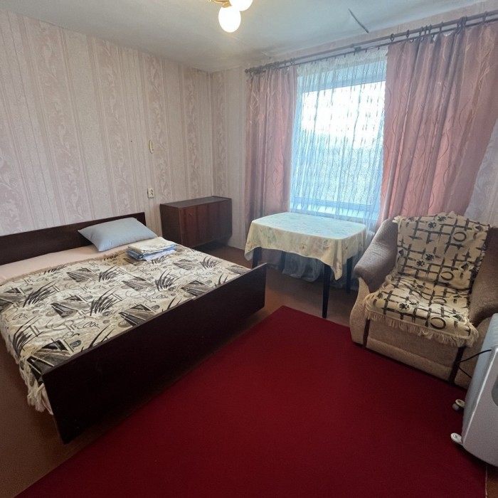 Фото Продам 2- к. квартиру, г. Луганск, ул. Центральная (р- н Сельхоз унив. )