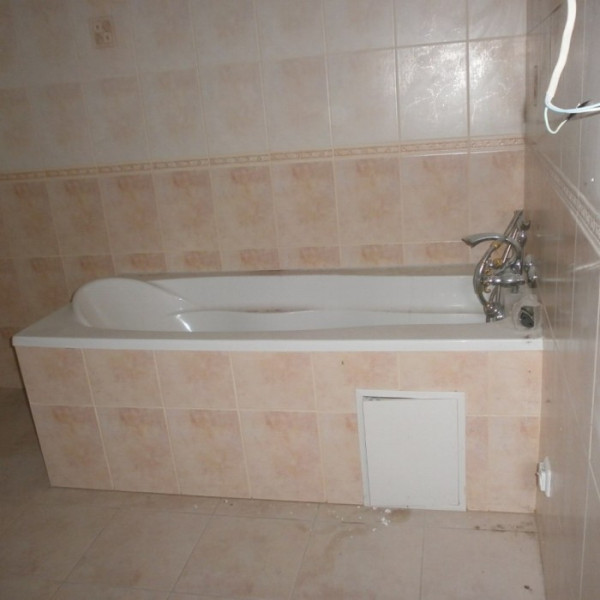 Фото Продам дом 220 м2 в г. Луганск пос. Юбилейный