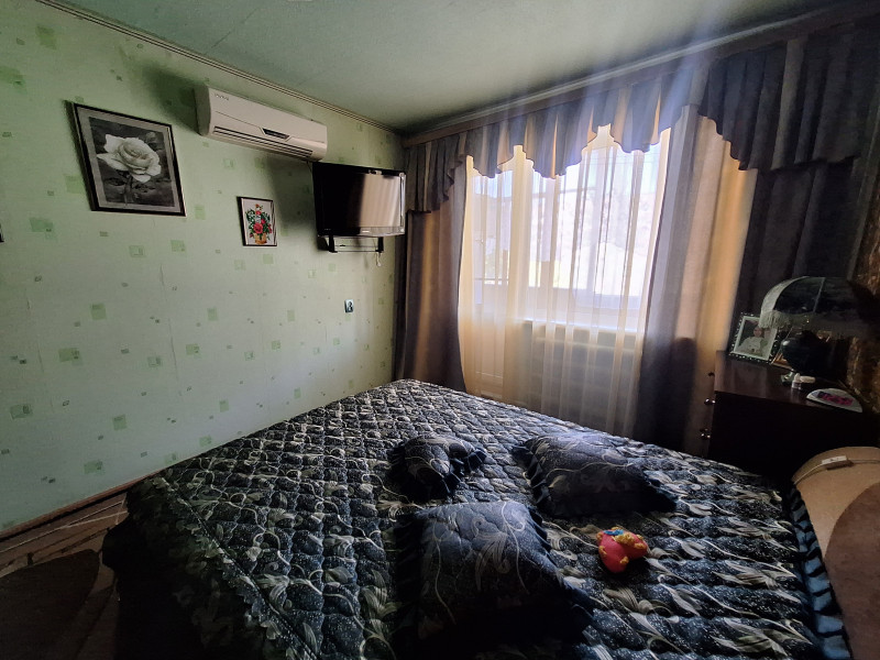 Фото Продаётся 2 комнатная квартира г. Стаханов, ул. Курченко, д. 22 а