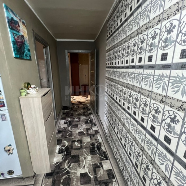 Фото Продам 3к кв. 50 Лет Обороны Луганска Мед. Городок