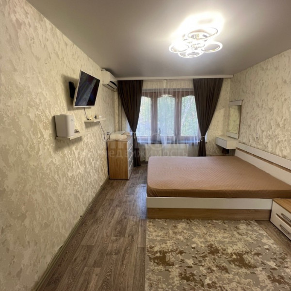 Фото Продам 3к кв. 50 Лет Обороны Луганска Мед. Городок