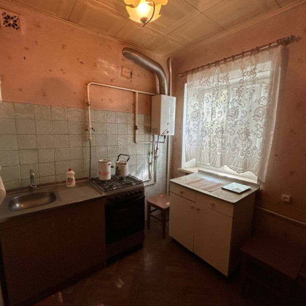 Фото Продам 2-комн. Городок завода ОР, 30-й Квартал, р-н Владимирского собора