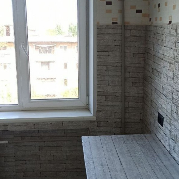 Фото № 6998 Продам 2х комн. квартиру в р-не маг. "Планета"