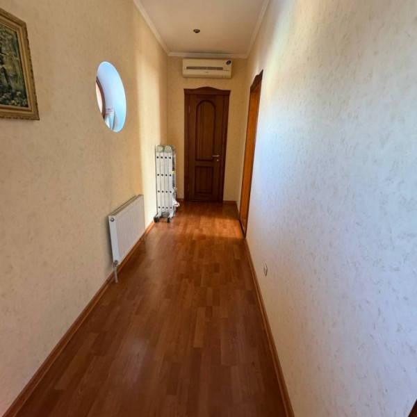 Фото Продам 2-х этажный дом ул. Попова (р-н Оксфорда)