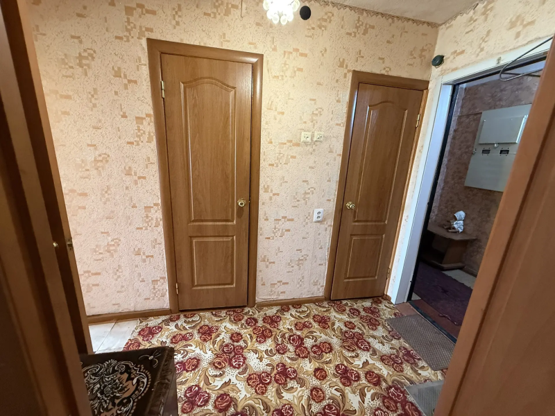 Фото Сдаётся 1-комнатная квартира в г. Стаханов (ул. Стаханова) — на длительный срок.