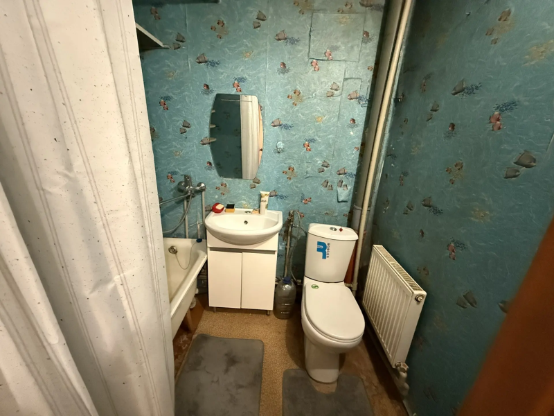 Фото Сдаётся 1-комнатная квартира в г. Стаханов (ул. Стаханова) — на длительный срок.