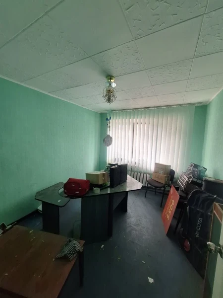 Фото Продаётся 4-комнатная квартира в городе Стаханов, ул. Б. Хмельницкого, д. 49