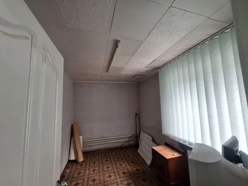 Фото Продаётся 4-комнатная квартира в городе Стаханов, ул. Б. Хмельницкого, д. 49