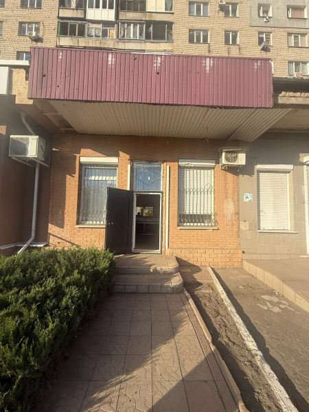 ПРОДАМ КОММЕРЧЕСКОЕ ПОМЕЩЕНИЕ (г. Первомайск, ул. Ким)