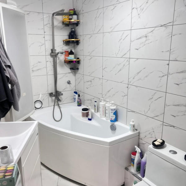 Фото Продам 3к ул. Коцюбинского (Китайская стена)