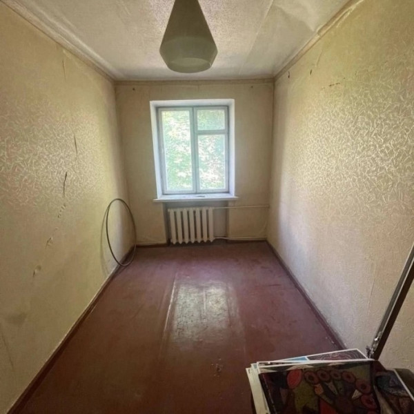 Фото Продам 2-х комн квартиру в городе Луганск улица Звейнека